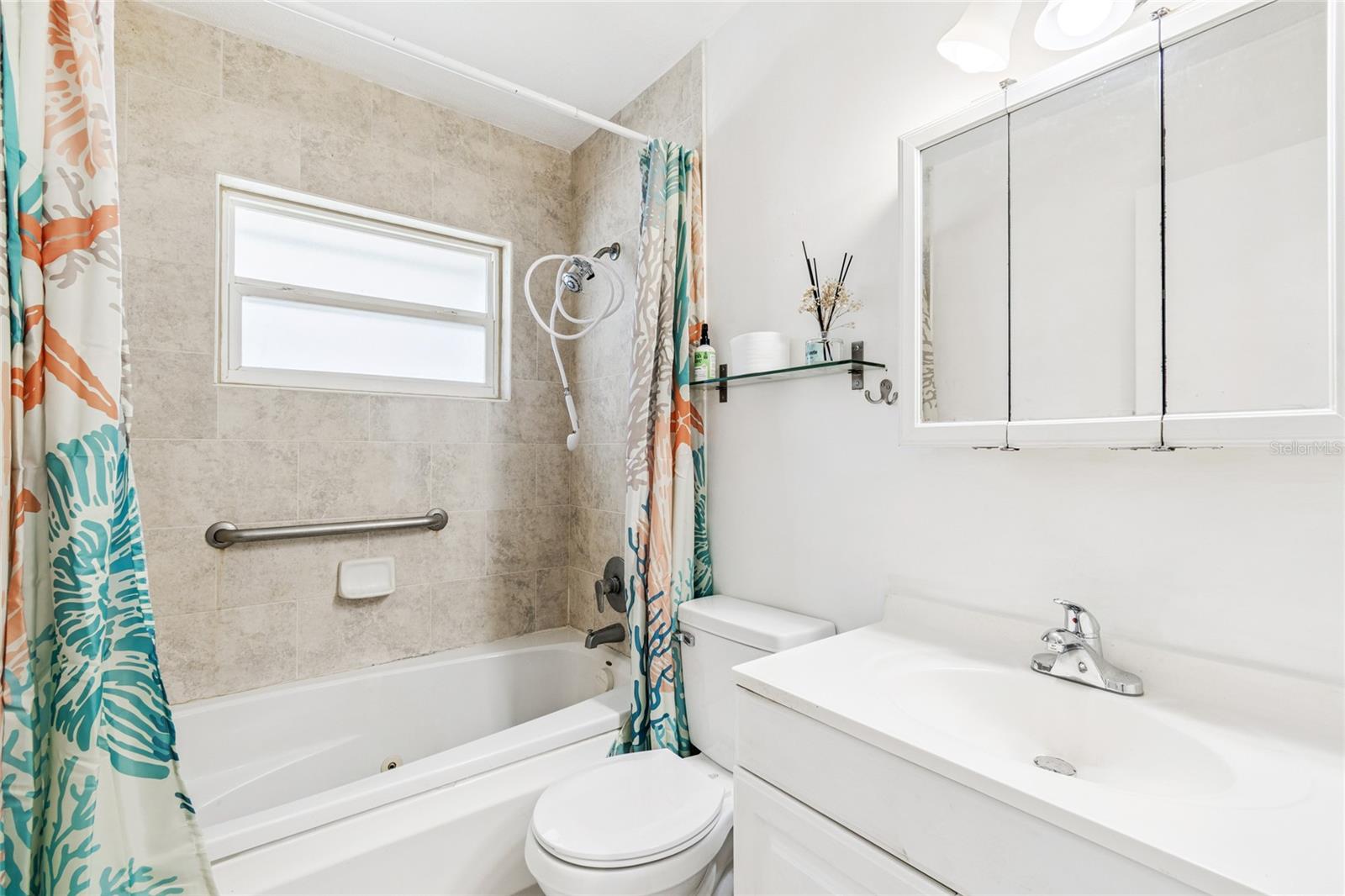 5122 IRIS DR N #12, PINELLAS PARK, FL, 33782