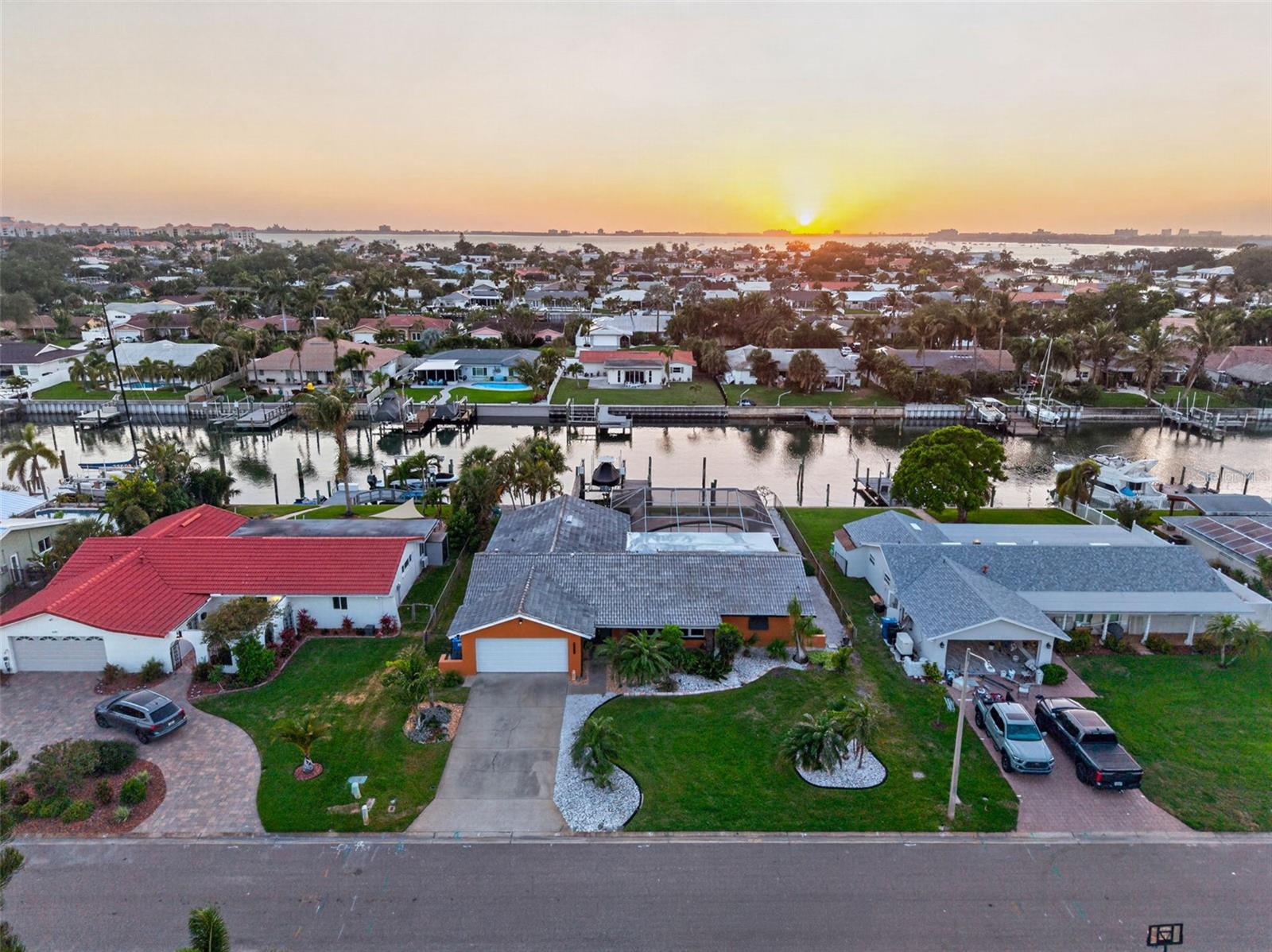 4461 38TH WAY S, ST PETERSBURG, FL, 33711