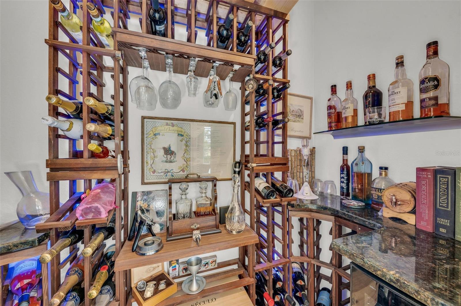 A4672604 Property Photo