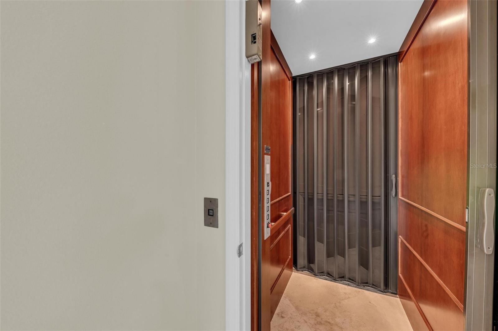 A4672604 Property Photo