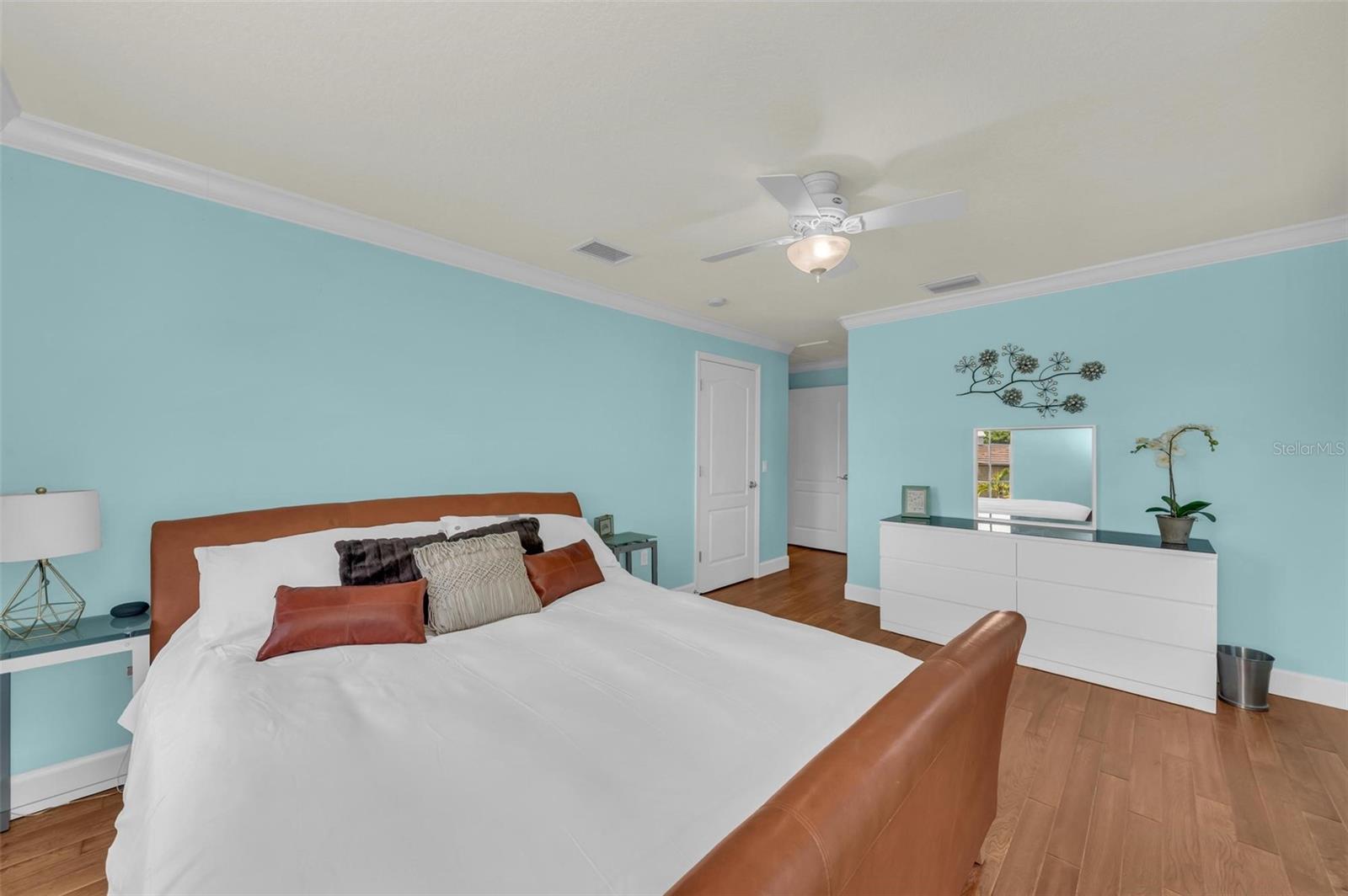 A4672604 Property Photo