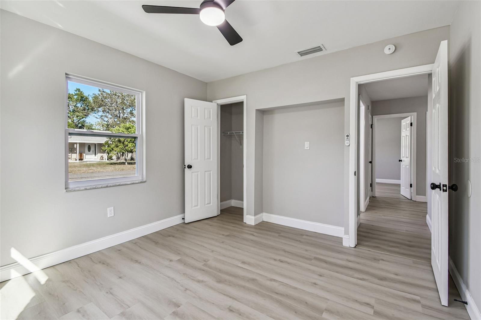 8325 N ORANGEVIEW AVE, TAMPA, FL, 33617