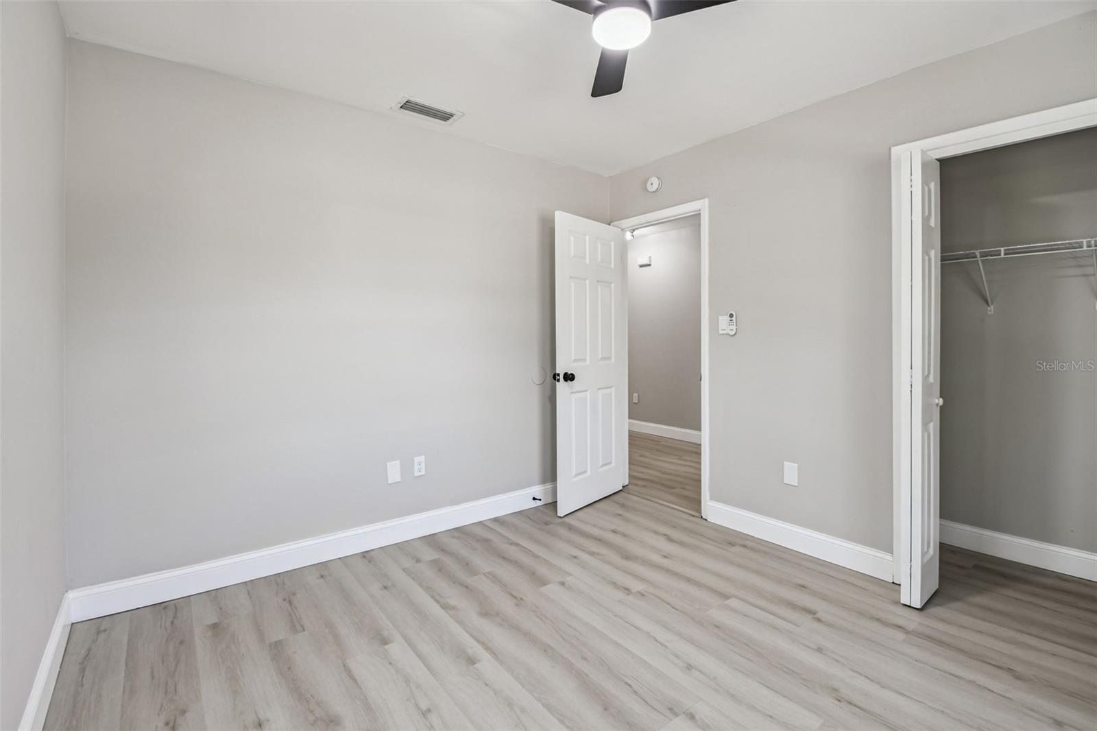 8325 N ORANGEVIEW AVE, TAMPA, FL, 33617