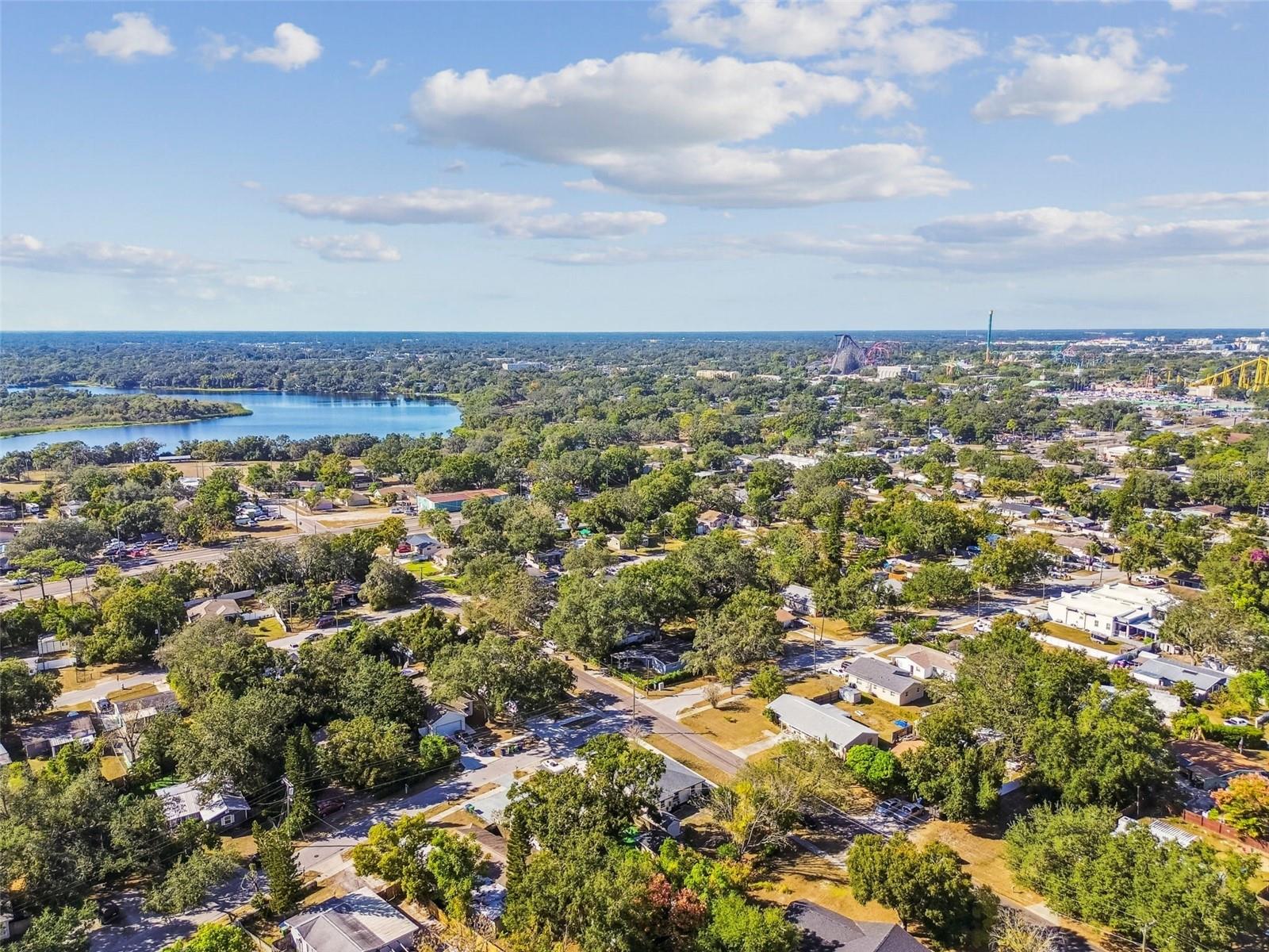 8325 N ORANGEVIEW AVE, TAMPA, FL, 33617