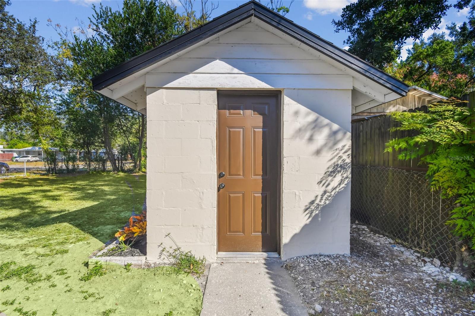 8325 N ORANGEVIEW AVE, TAMPA, FL, 33617