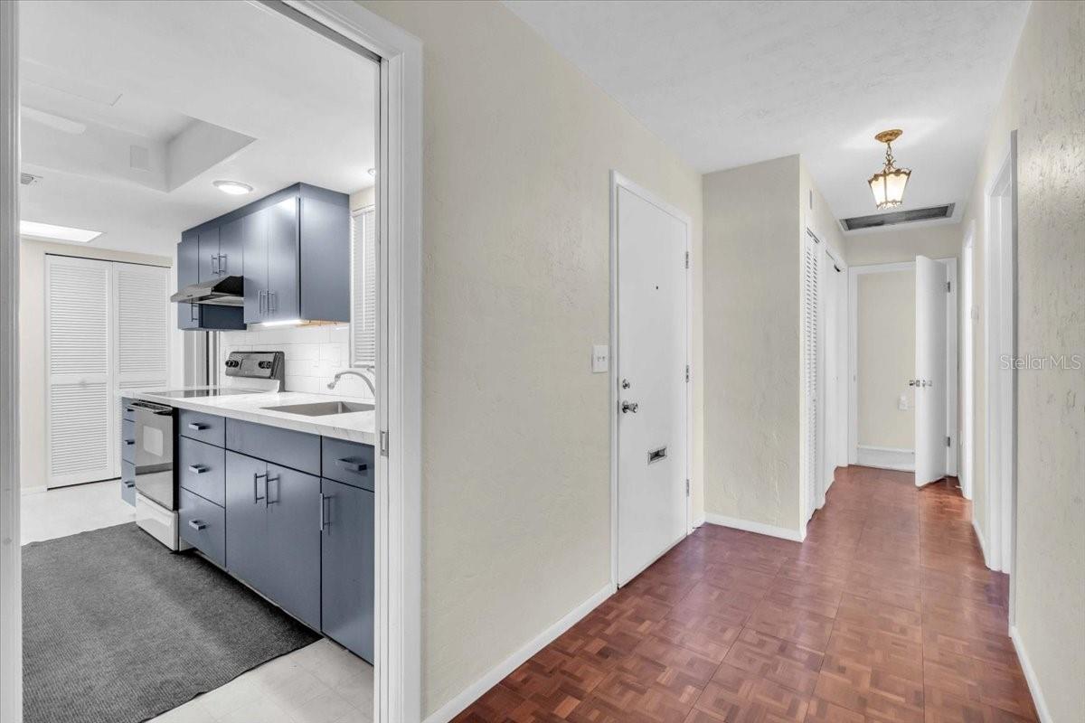 3140 VILLAGE GREEN DR #1119, SARASOTA, FL, 34239