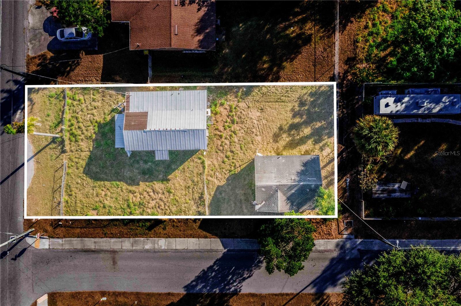 P4937077 Property Photo