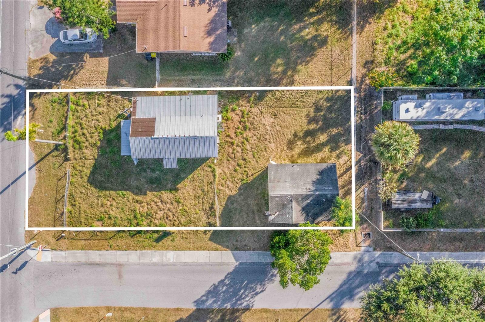 P4937077 Property Photo