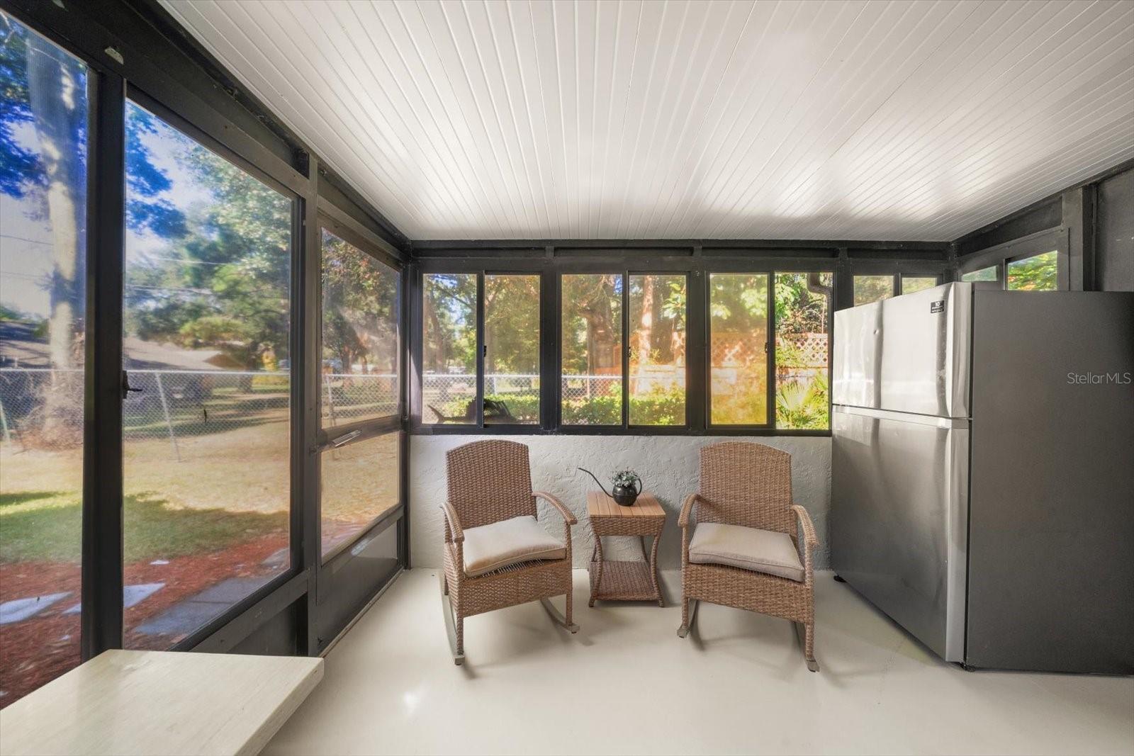 9747 86TH AVE, SEMINOLE, FL, 33777