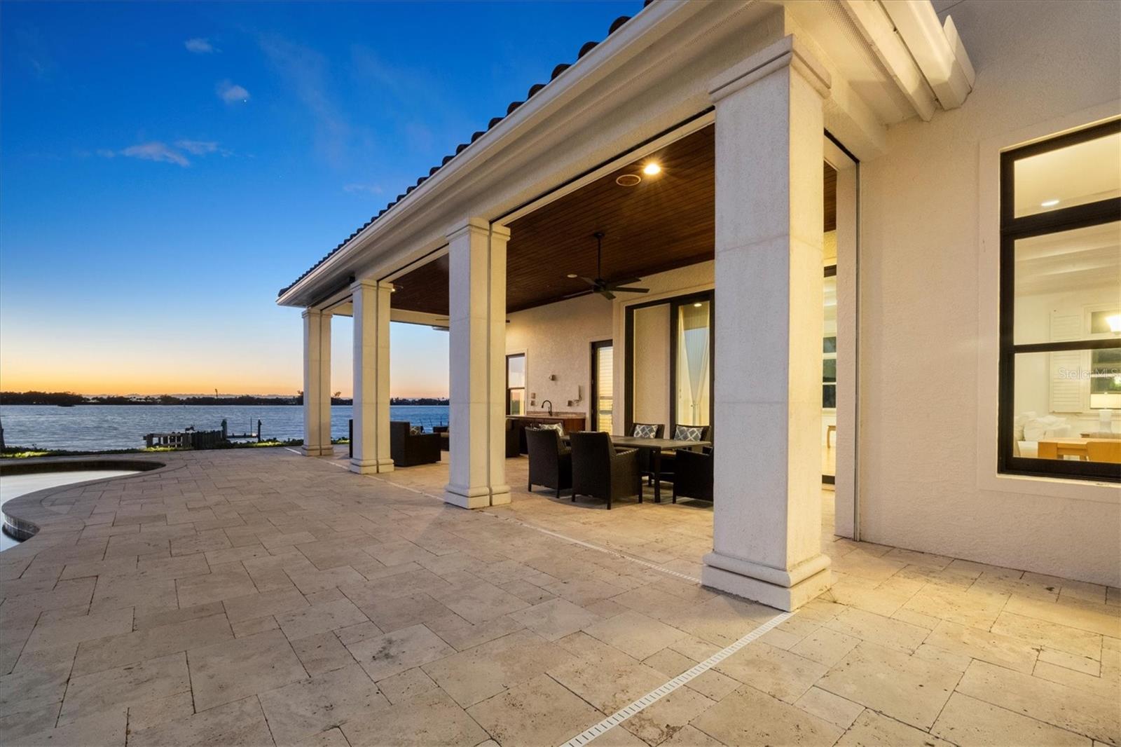 A4672618 Property Photo