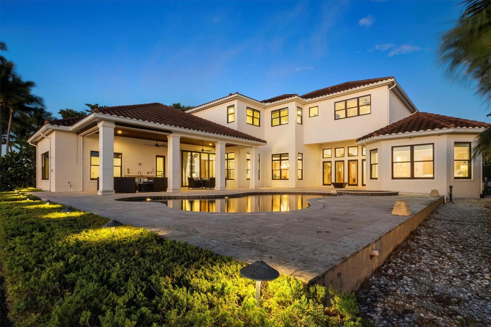 A4672618 Property Photo