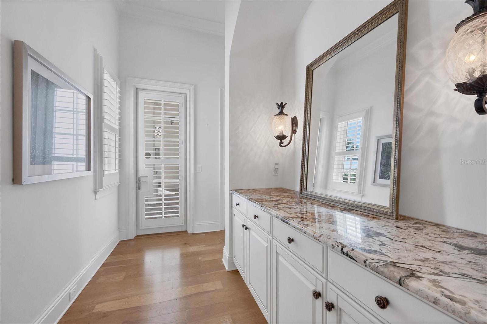 A4672618 Property Photo