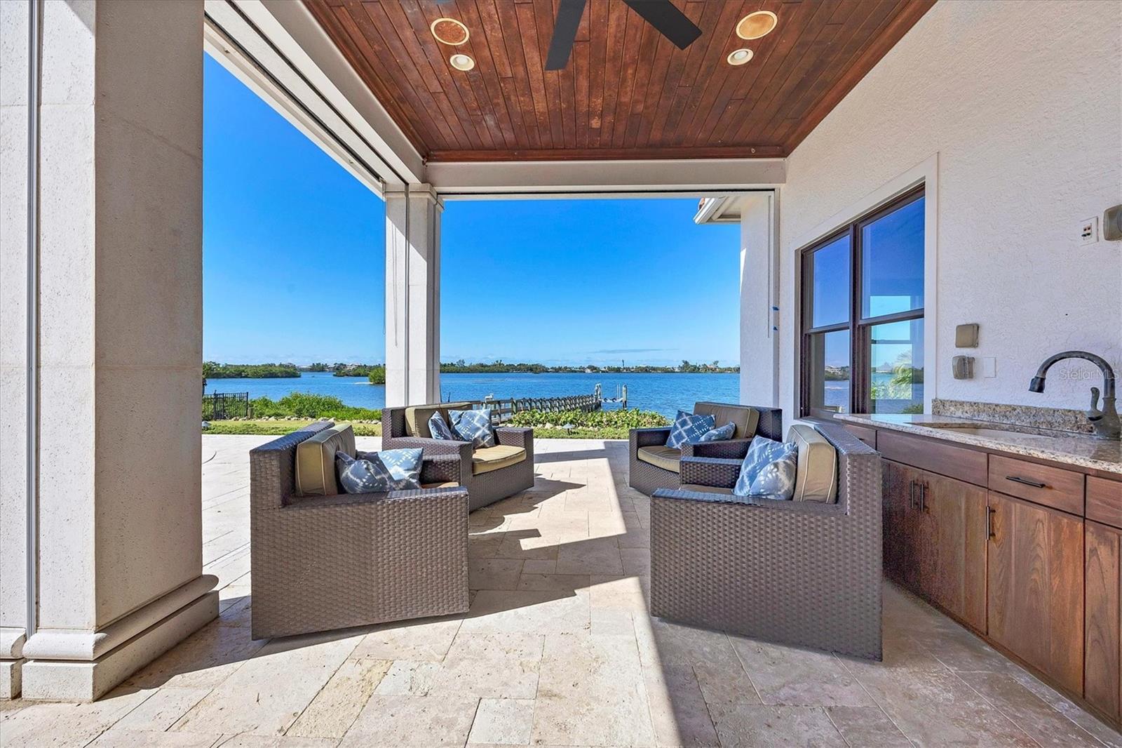 A4672618 Property Photo