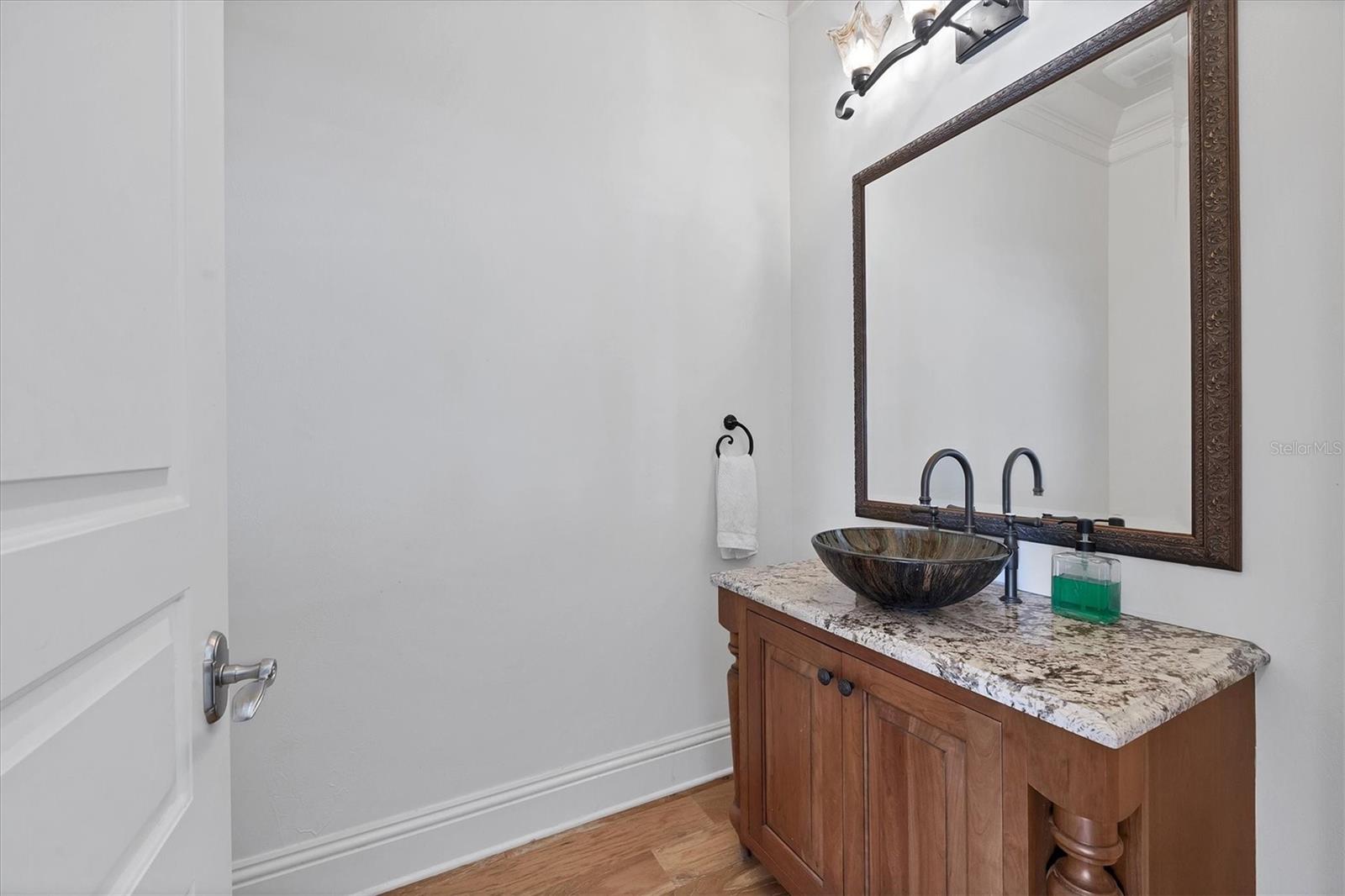 A4672618 Property Photo