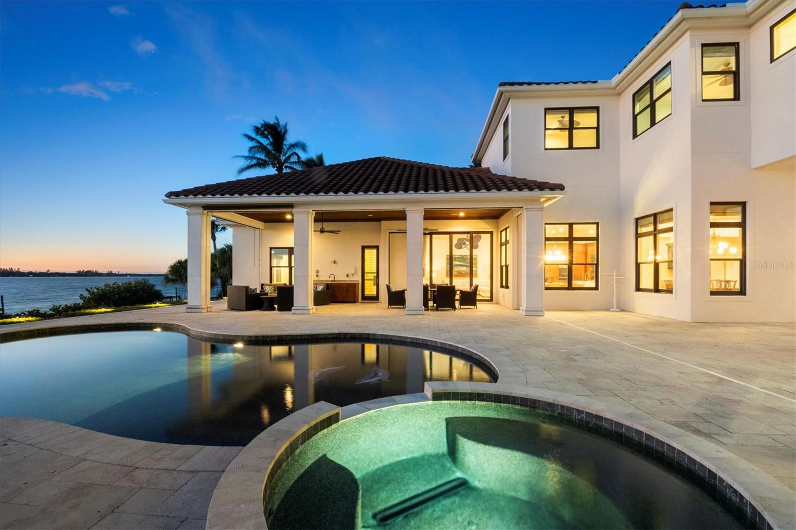 A4672618 Property Photo