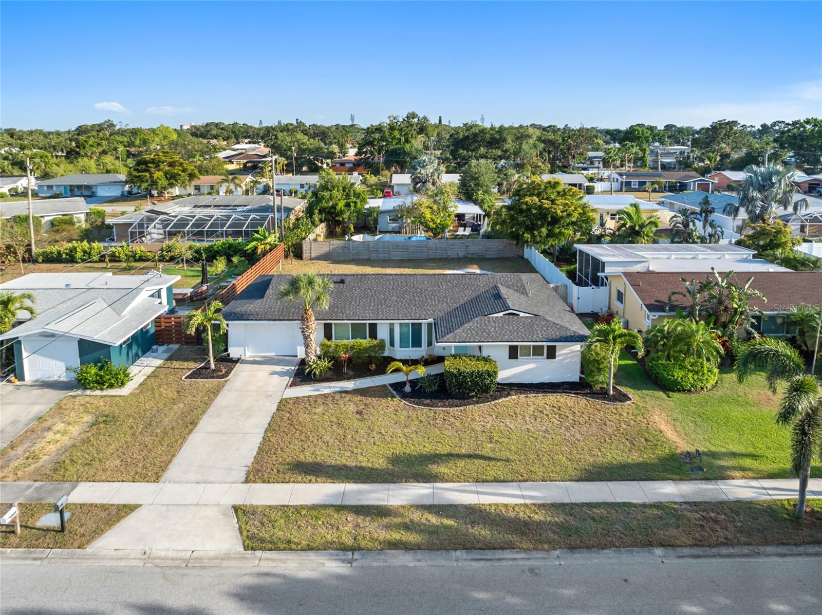 2430 POST RD, SARASOTA, FL, 34231