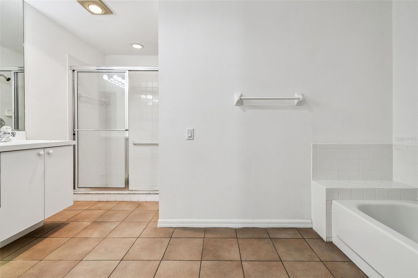 5361 KELLY DR #11, SARASOTA, FL, 34233