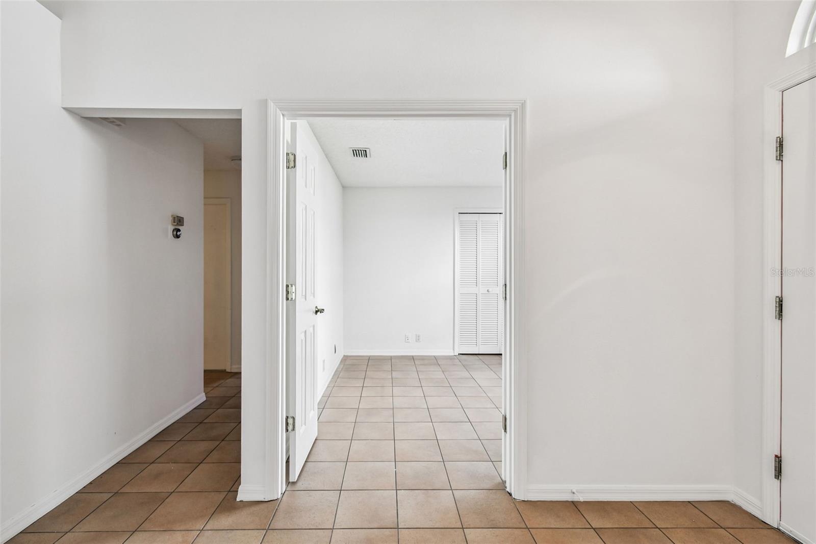 5361 KELLY DR #11, SARASOTA, FL, 34233