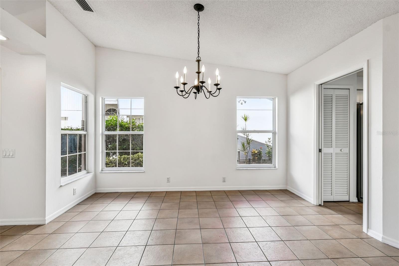 5361 KELLY DR #11, SARASOTA, FL, 34233