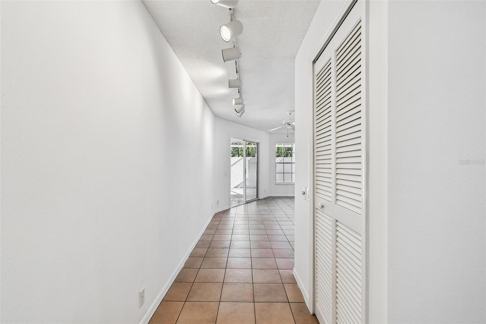 5361 KELLY DR #11, SARASOTA, FL, 34233