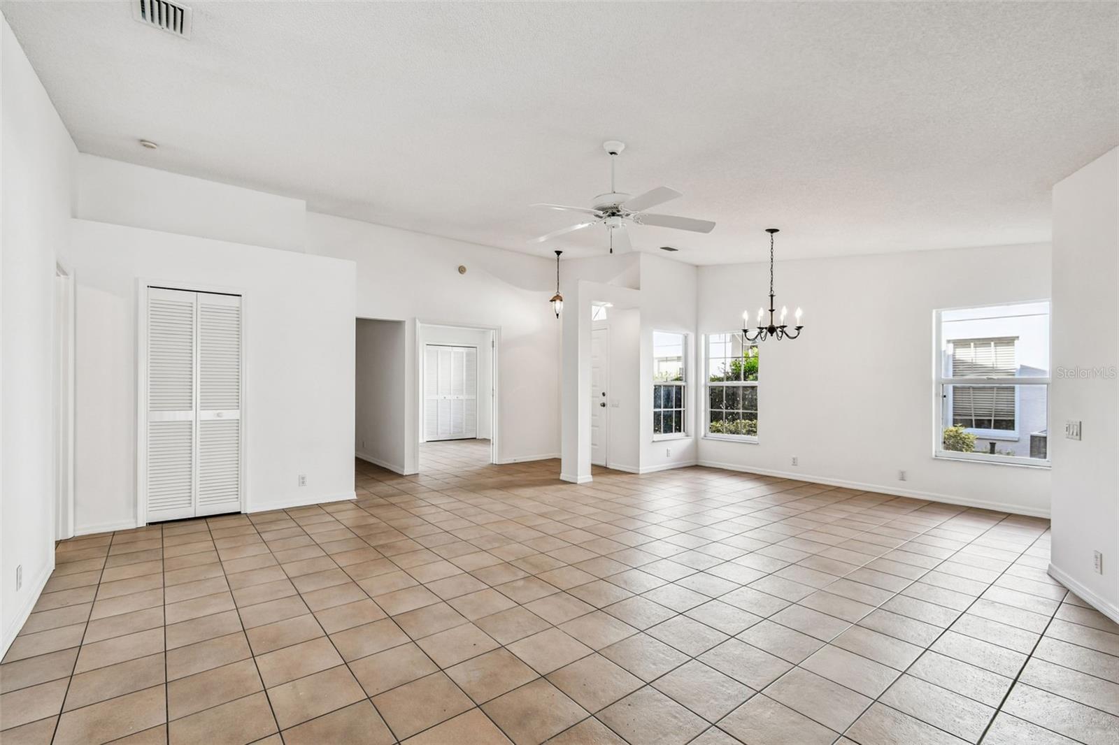 5361 KELLY DR #11, SARASOTA, FL, 34233