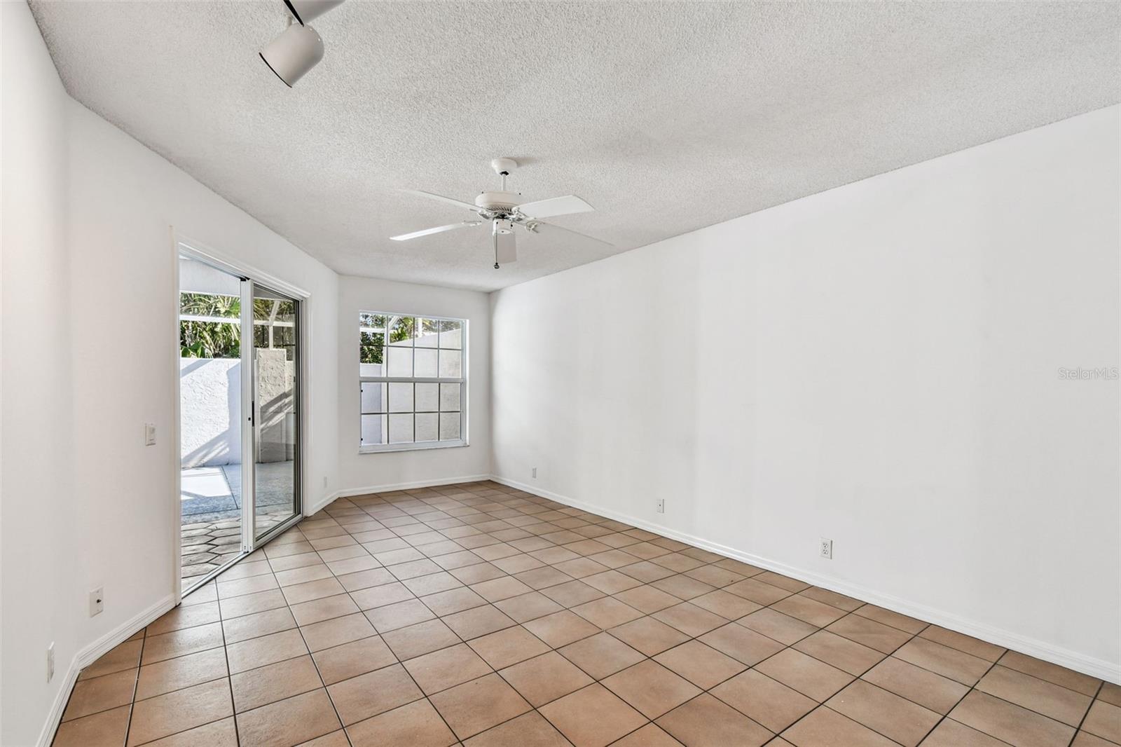 5361 KELLY DR #11, SARASOTA, FL, 34233