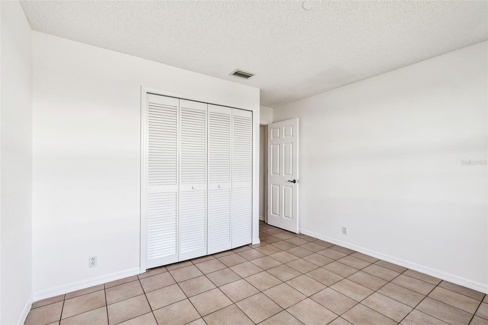 5361 KELLY DR #11, SARASOTA, FL, 34233