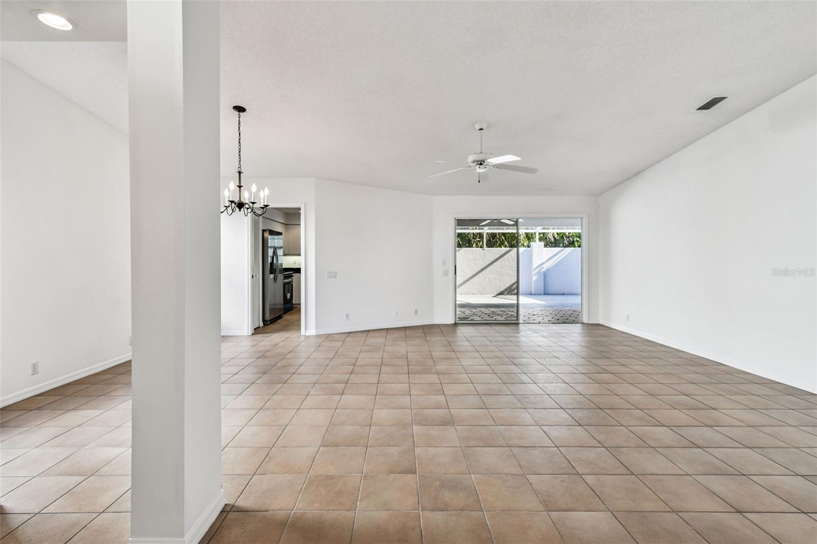 5361 KELLY DR #11, SARASOTA, FL, 34233