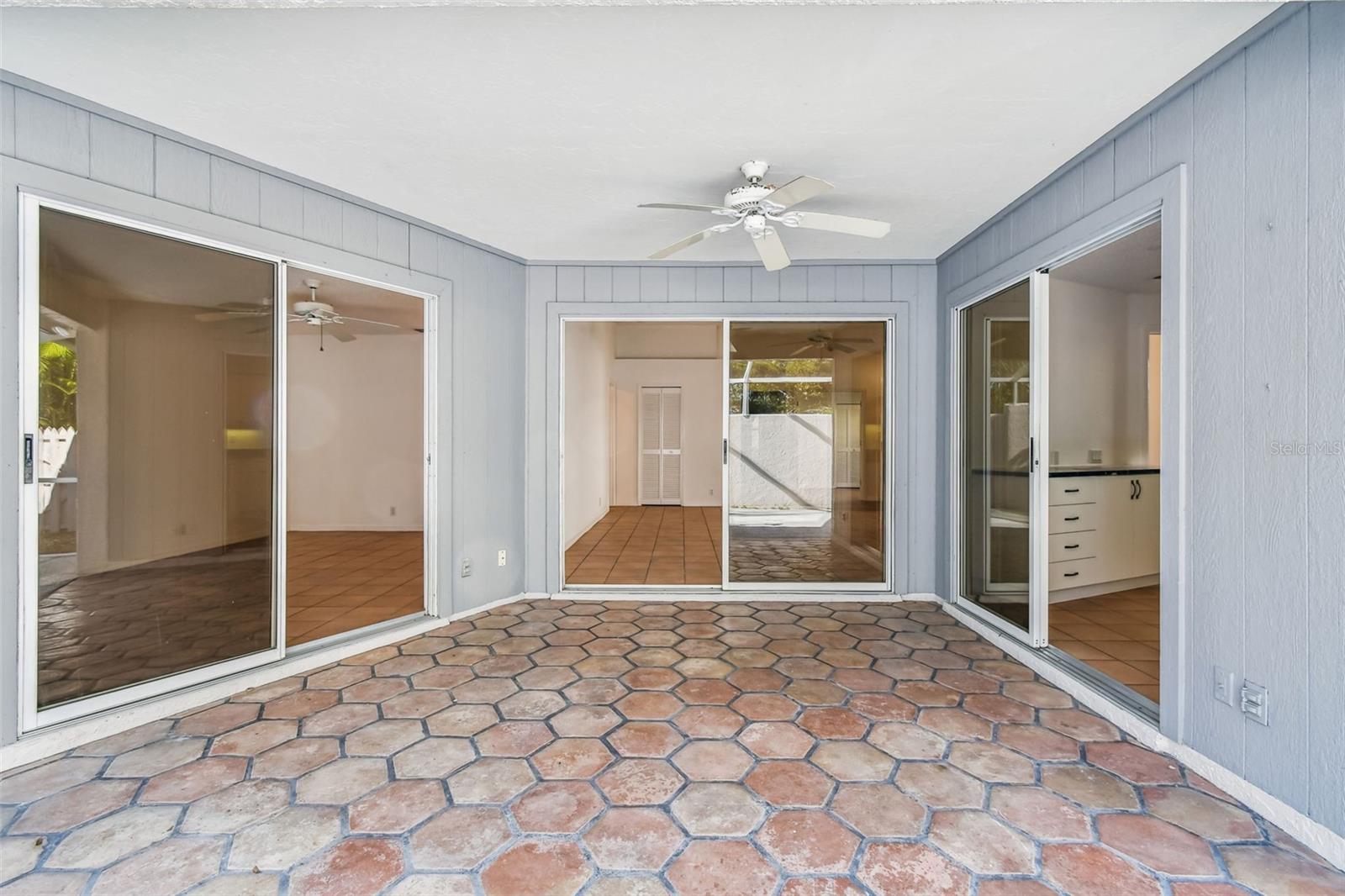 5361 KELLY DR #11, SARASOTA, FL, 34233