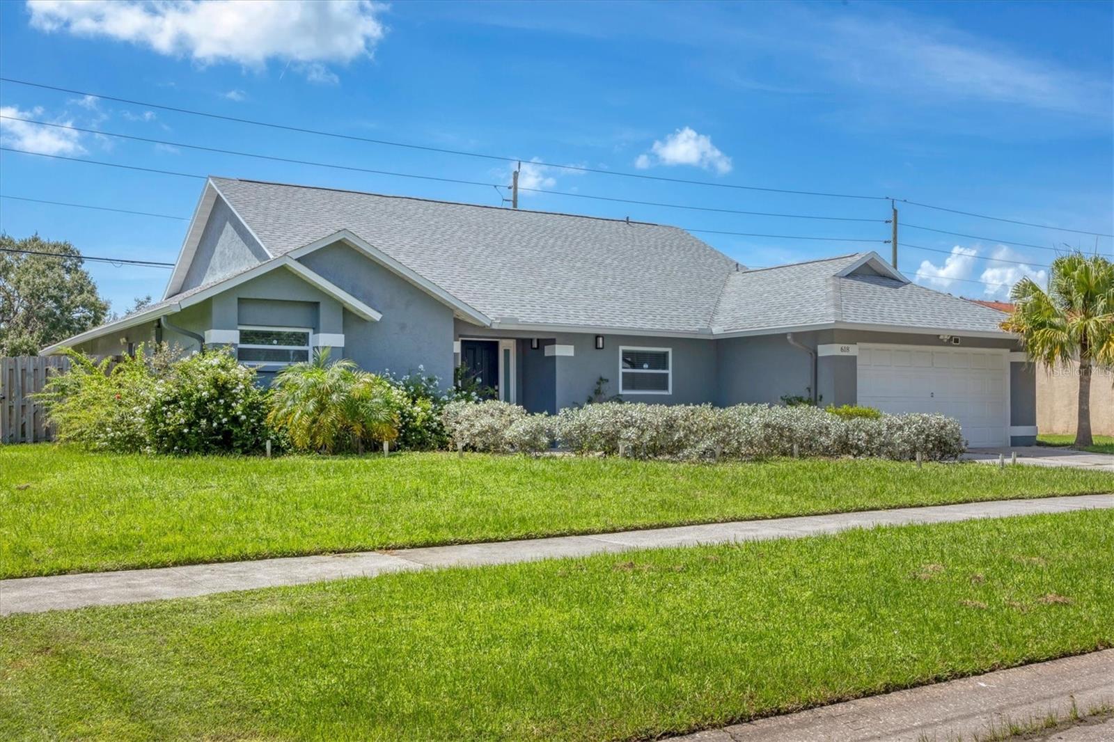 618 EASTPOINTE CT, SARASOTA, FL, 34232