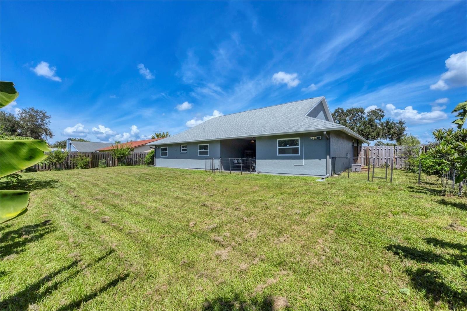 618 EASTPOINTE CT, SARASOTA, FL, 34232