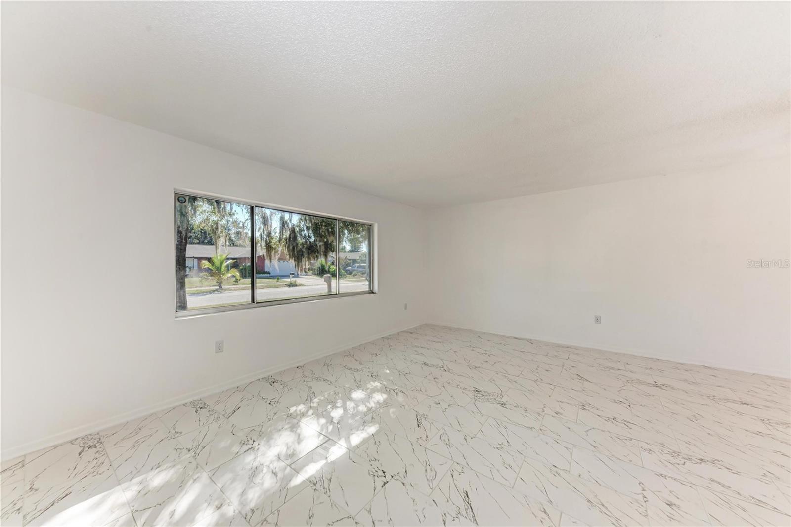 6439 FRIENDSHIP DR, SARASOTA, FL, 34241