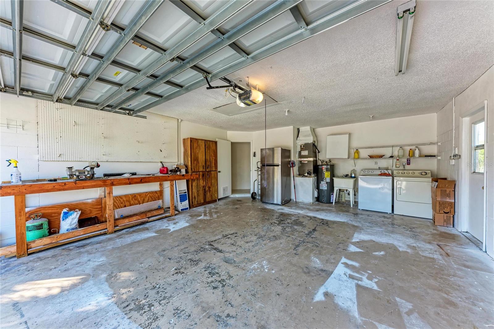 6439 FRIENDSHIP DR, SARASOTA, FL, 34241