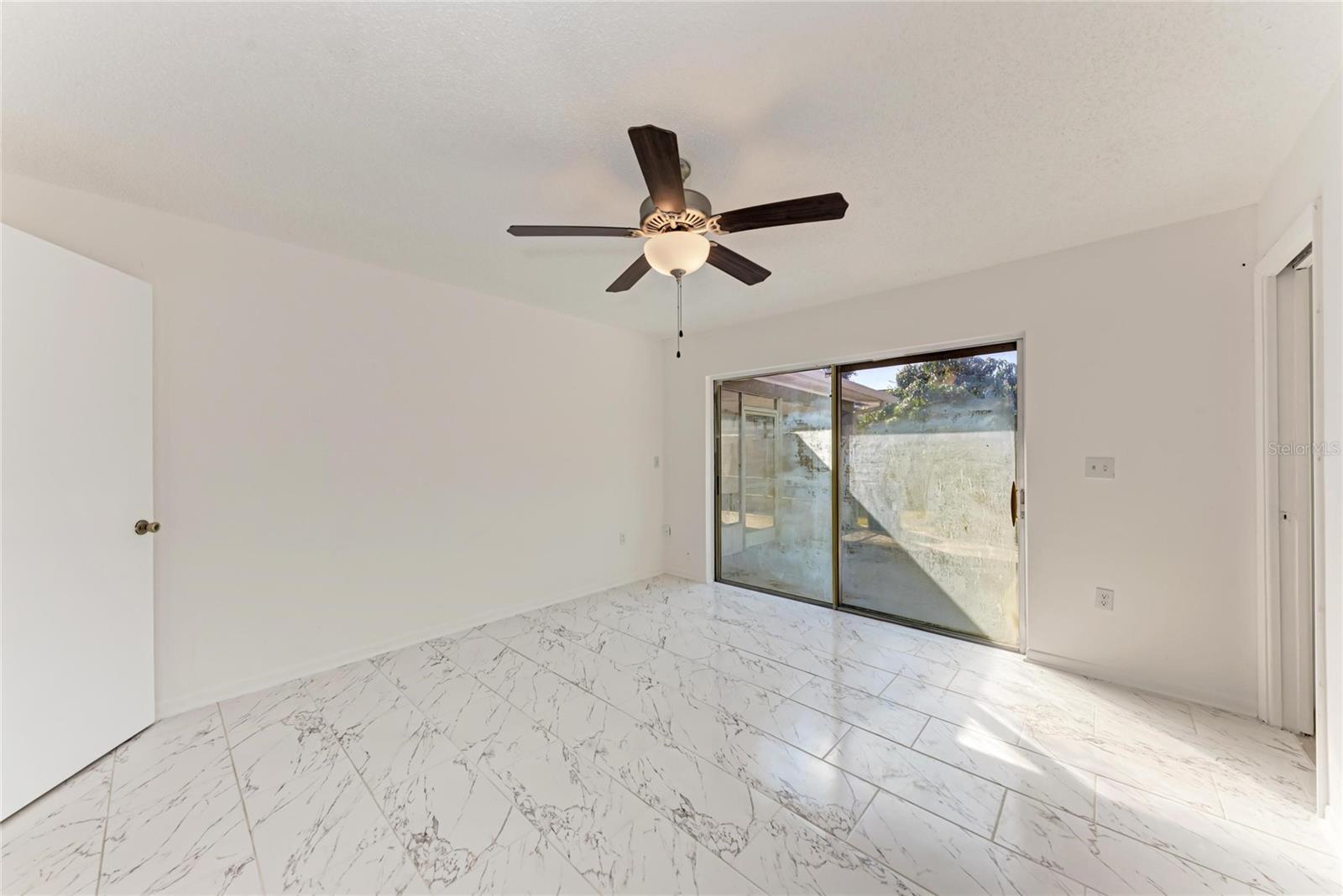 6439 FRIENDSHIP DR, SARASOTA, FL, 34241