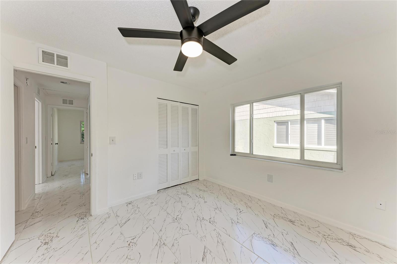 6439 FRIENDSHIP DR, SARASOTA, FL, 34241