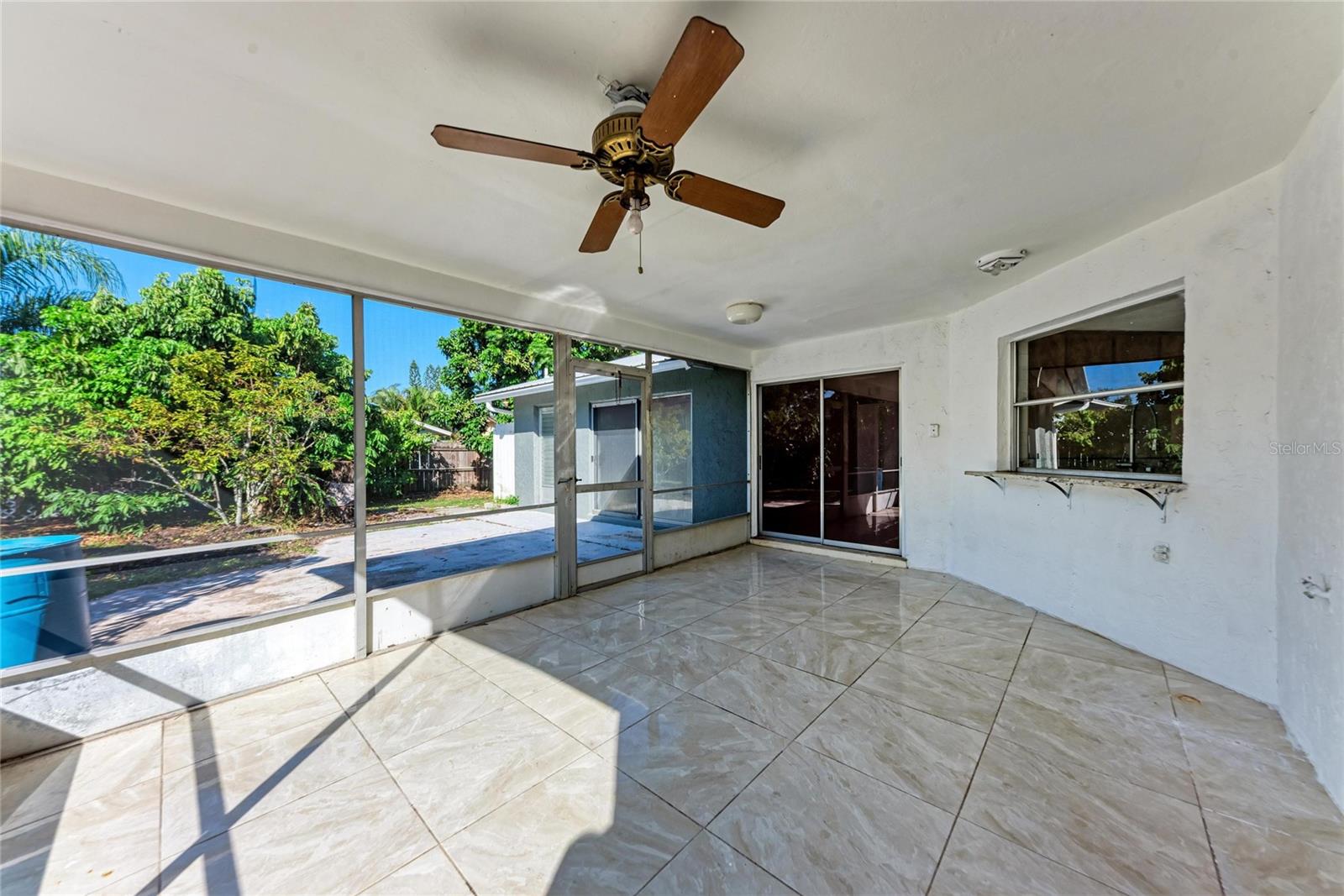 6439 FRIENDSHIP DR, SARASOTA, FL, 34241