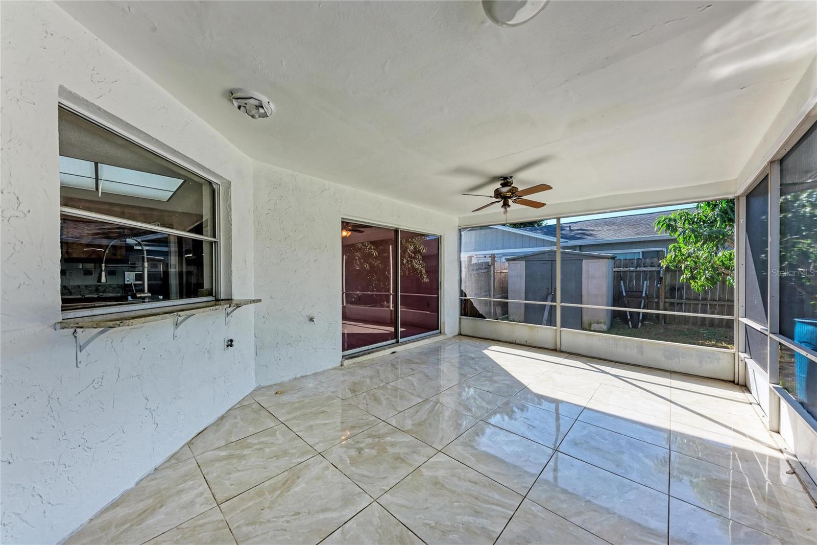 6439 FRIENDSHIP DR, SARASOTA, FL, 34241