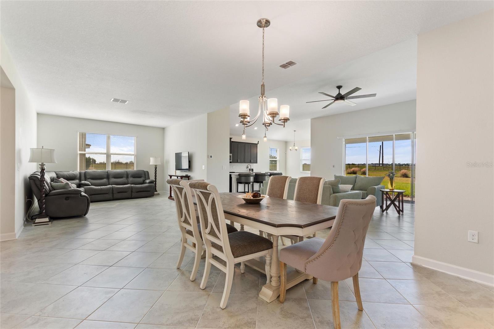 1142 TRAPPERS TRAIL LOOP, DAVENPORT, FL, 33896