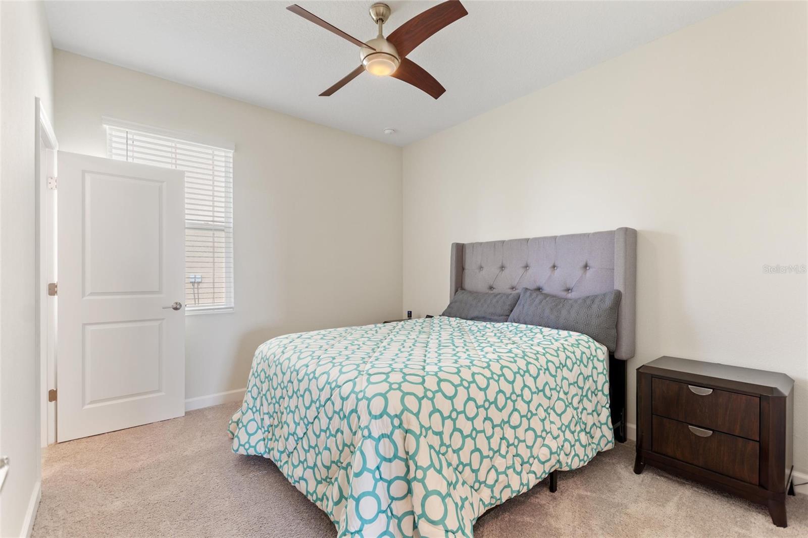 1142 TRAPPERS TRAIL LOOP, DAVENPORT, FL, 33896