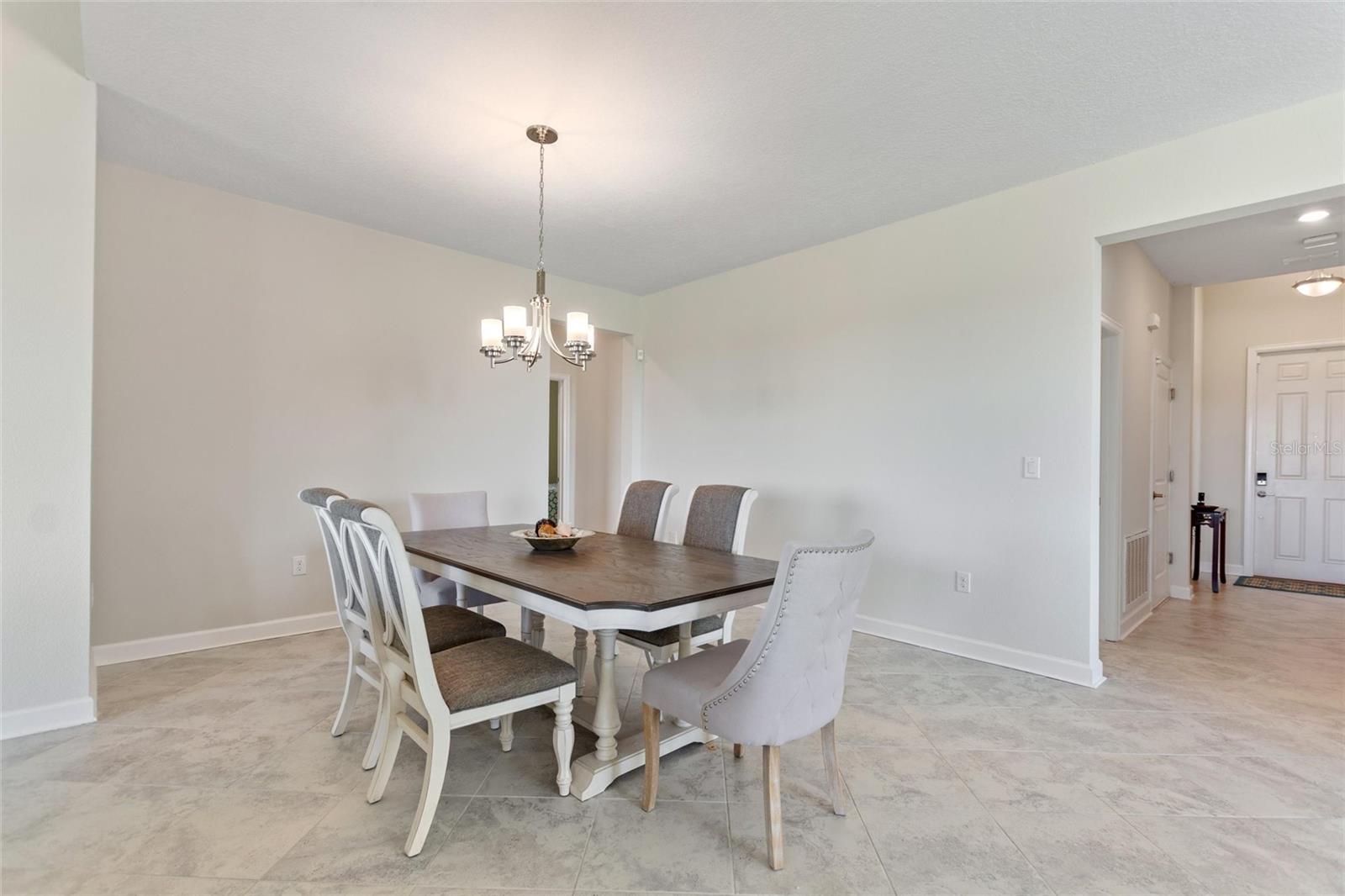 1142 TRAPPERS TRAIL LOOP, DAVENPORT, FL, 33896