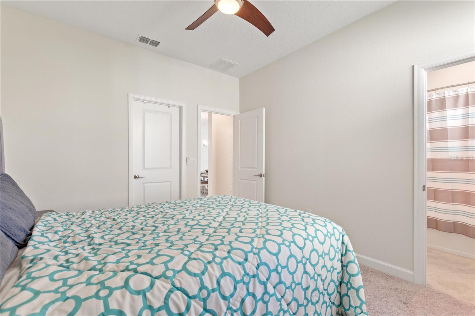 1142 TRAPPERS TRAIL LOOP, DAVENPORT, FL, 33896