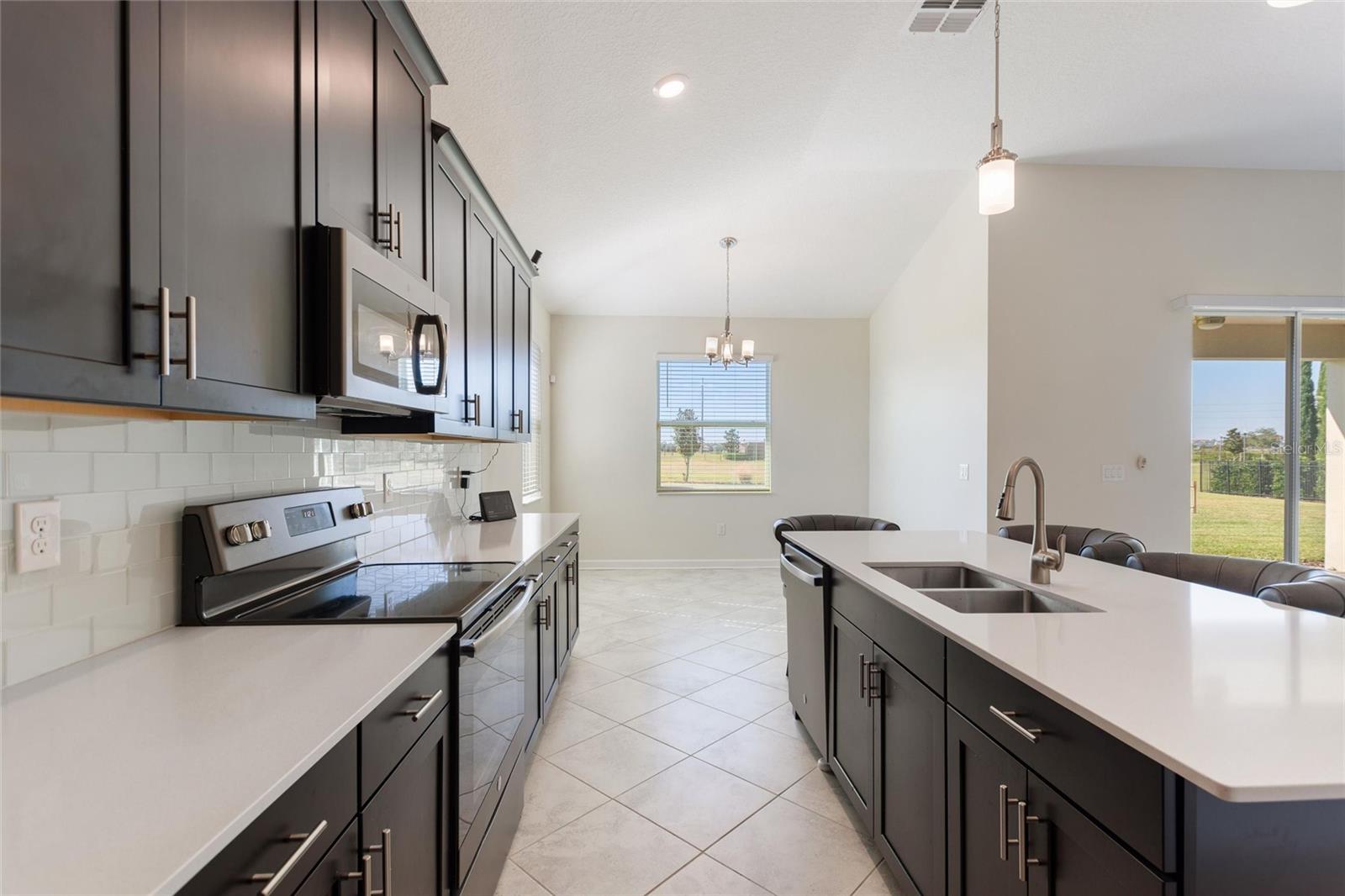 1142 TRAPPERS TRAIL LOOP, DAVENPORT, FL, 33896