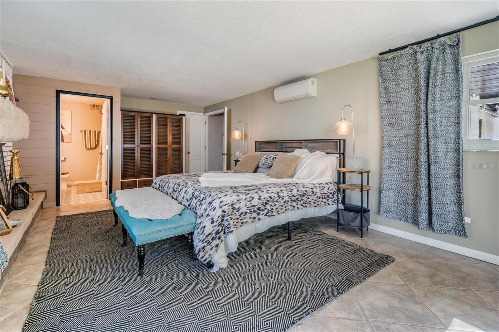 302 WHITCOMB BLVD, TARPON SPRINGS, FL, 34689