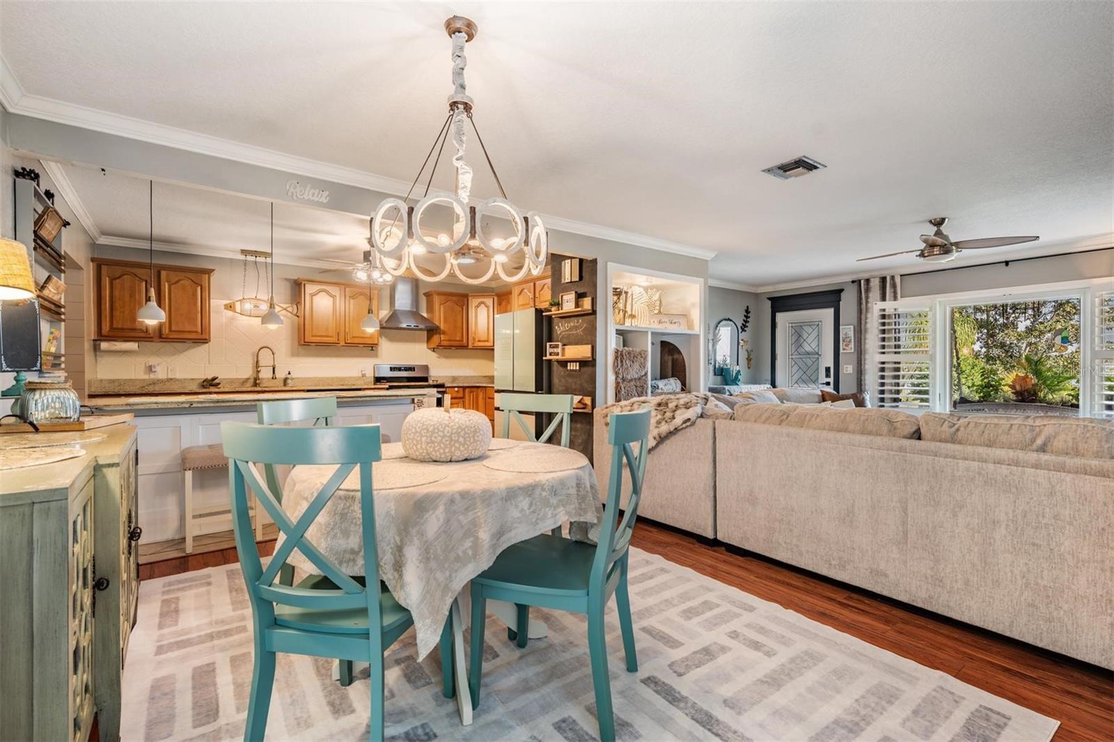 302 WHITCOMB BLVD, TARPON SPRINGS, FL, 34689