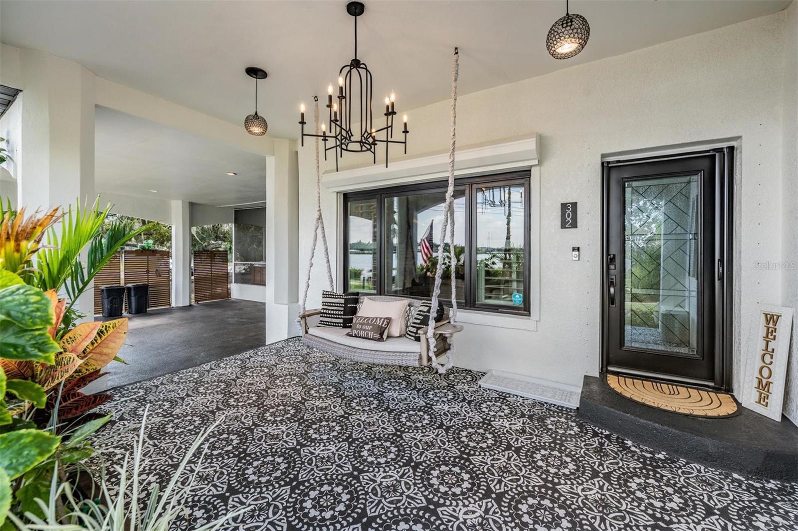 302 WHITCOMB BLVD, TARPON SPRINGS, FL, 34689