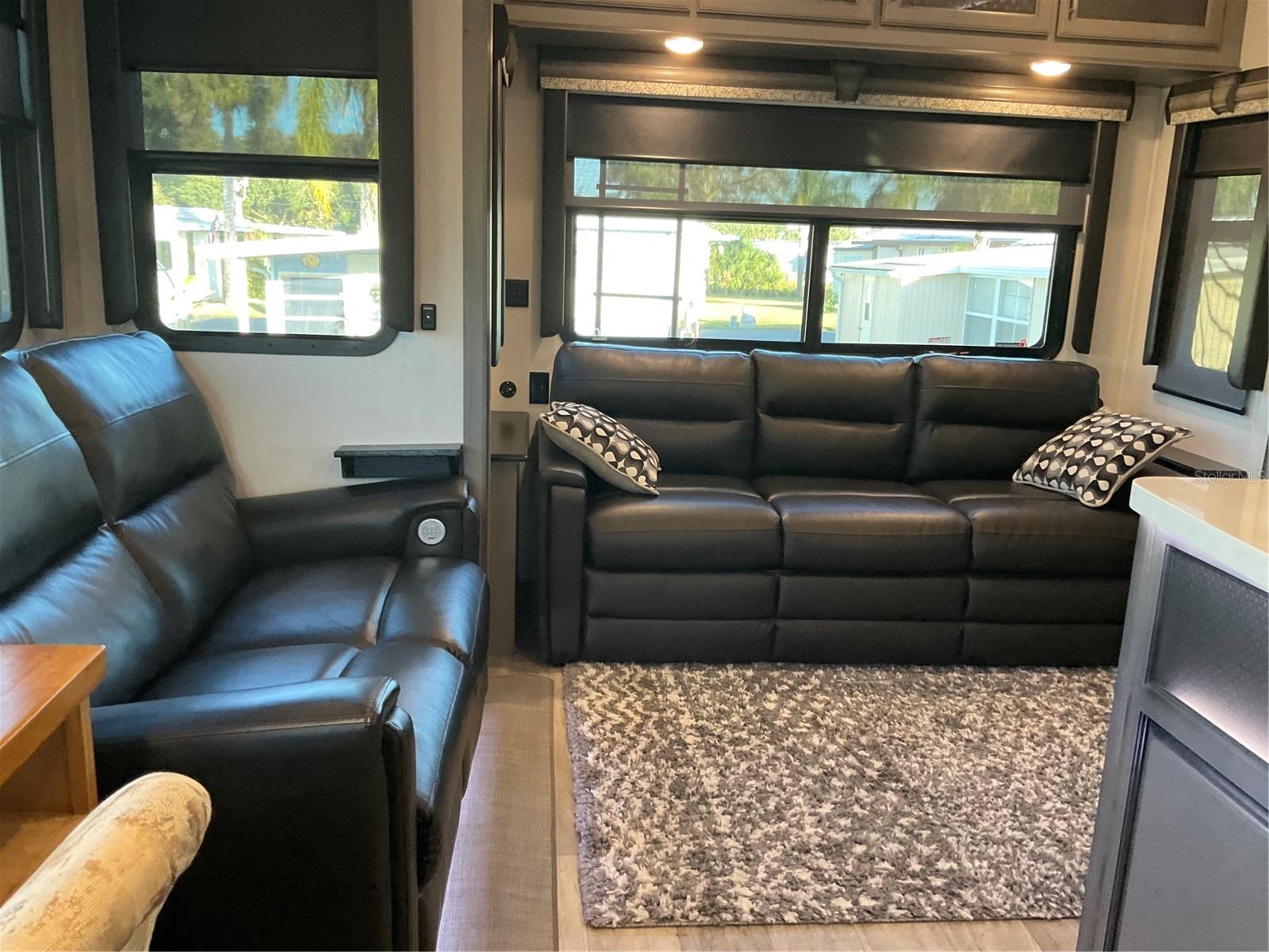 1339 OLD LAKEPORT RD #13B, MOORE HAVEN, FL, 33471