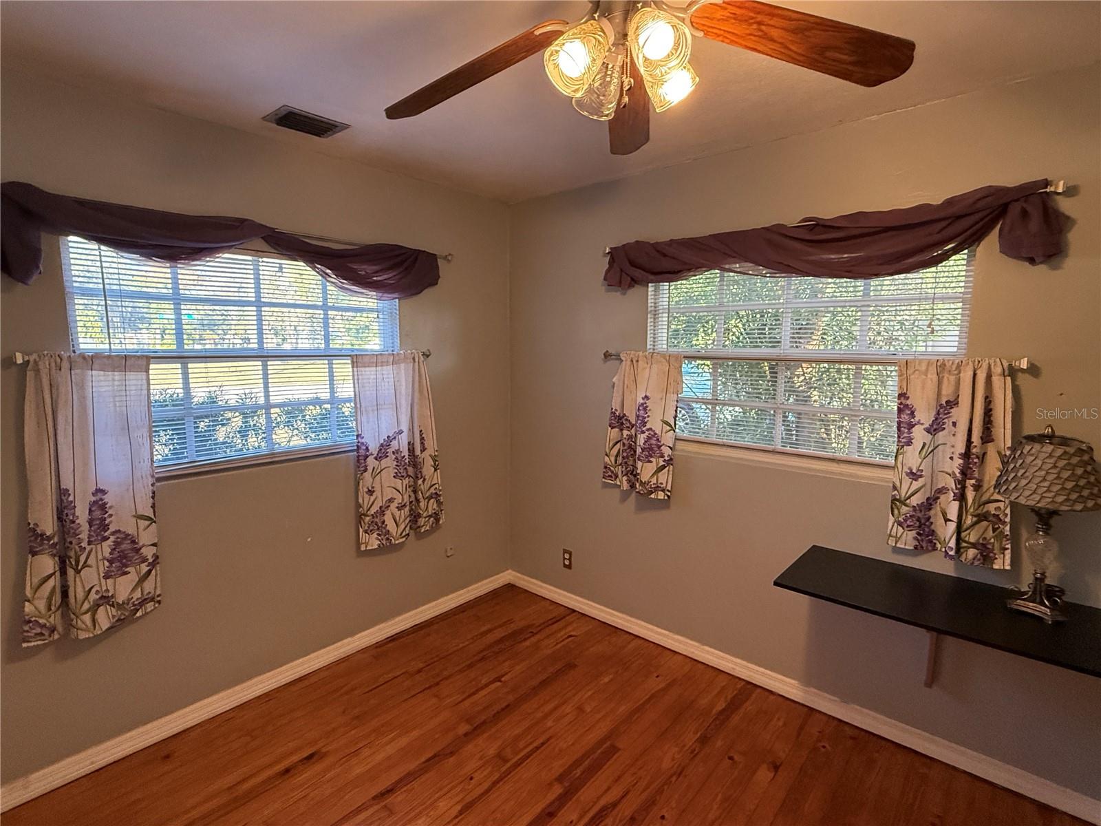 12510 FOREST HILLS DR, TAMPA, FL, 33612