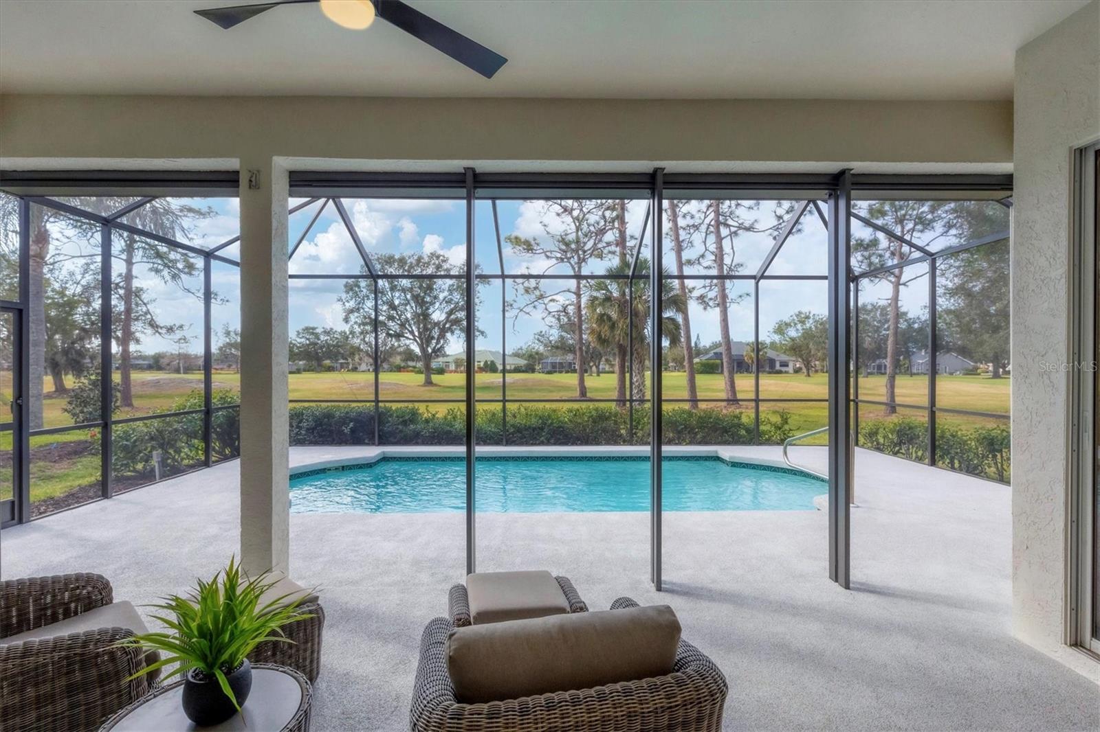 10114 GLENMORE AVE, BRADENTON, FL, 34202