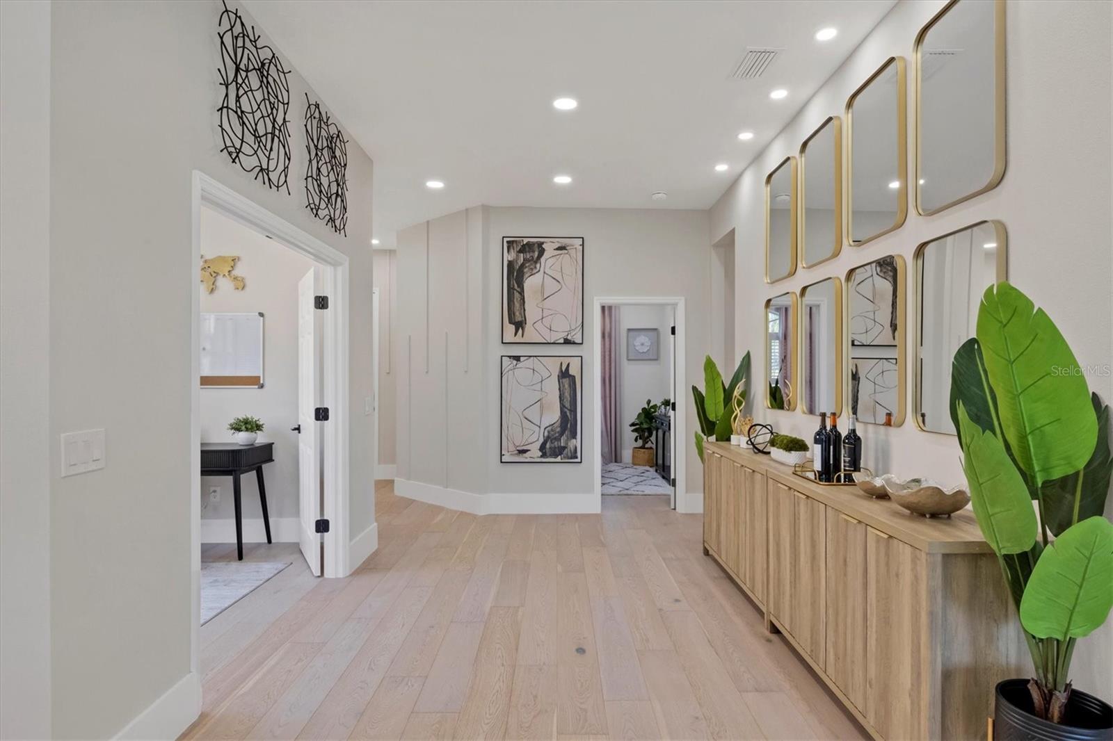 10114 GLENMORE AVE, BRADENTON, FL, 34202