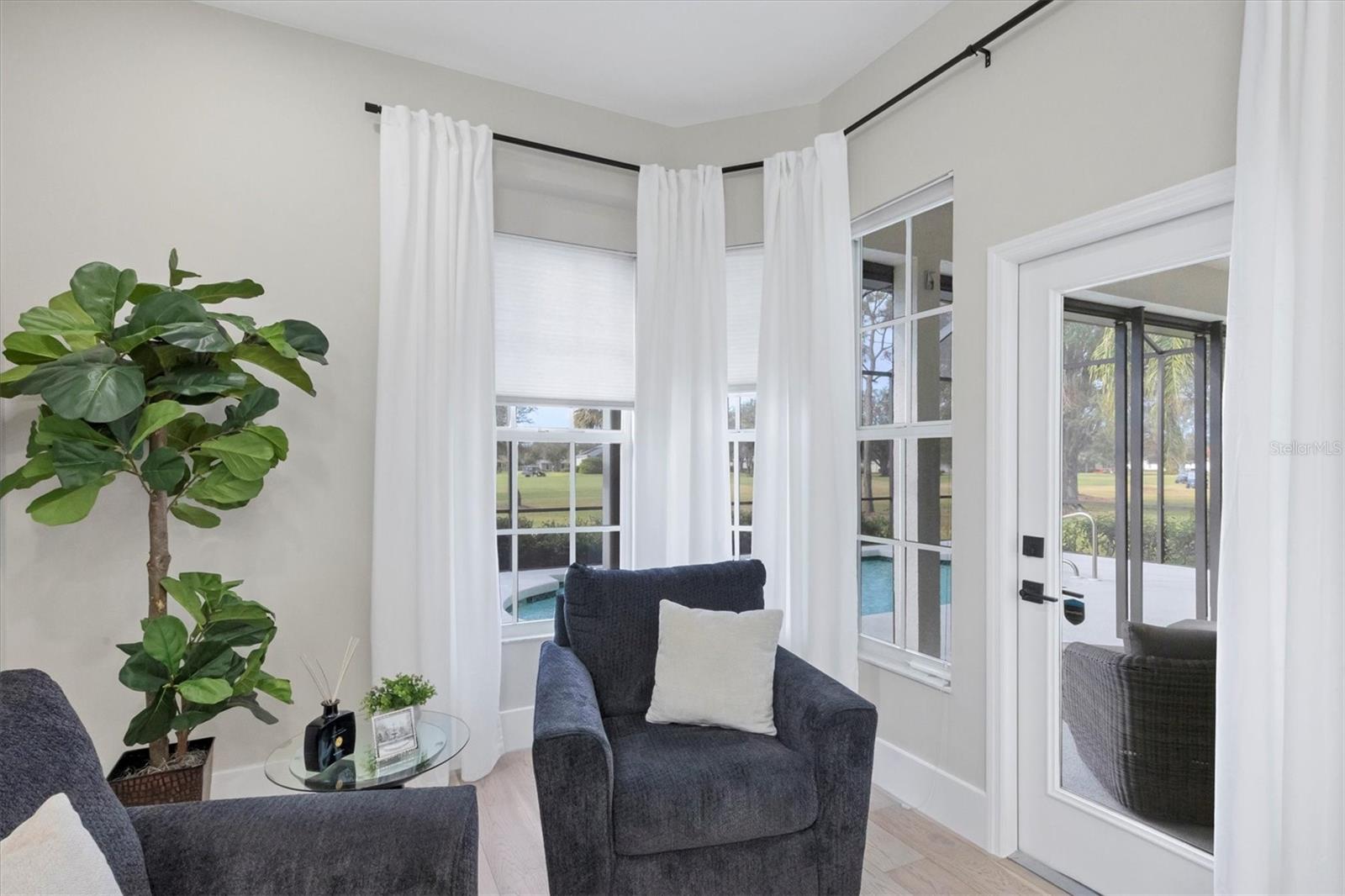 10114 GLENMORE AVE, BRADENTON, FL, 34202